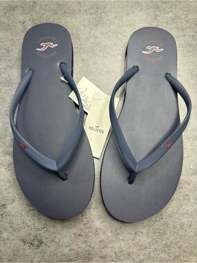 Hollister Navy Blue Flip-Flop Sandals